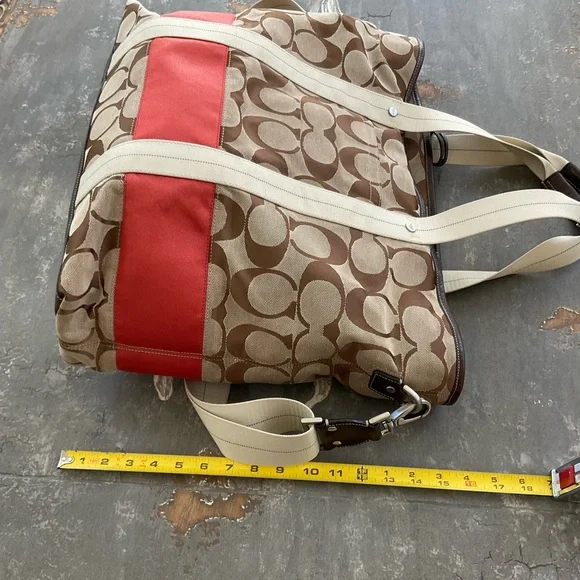 Large weekender Coach bag in EUC - Picture 8 of 8